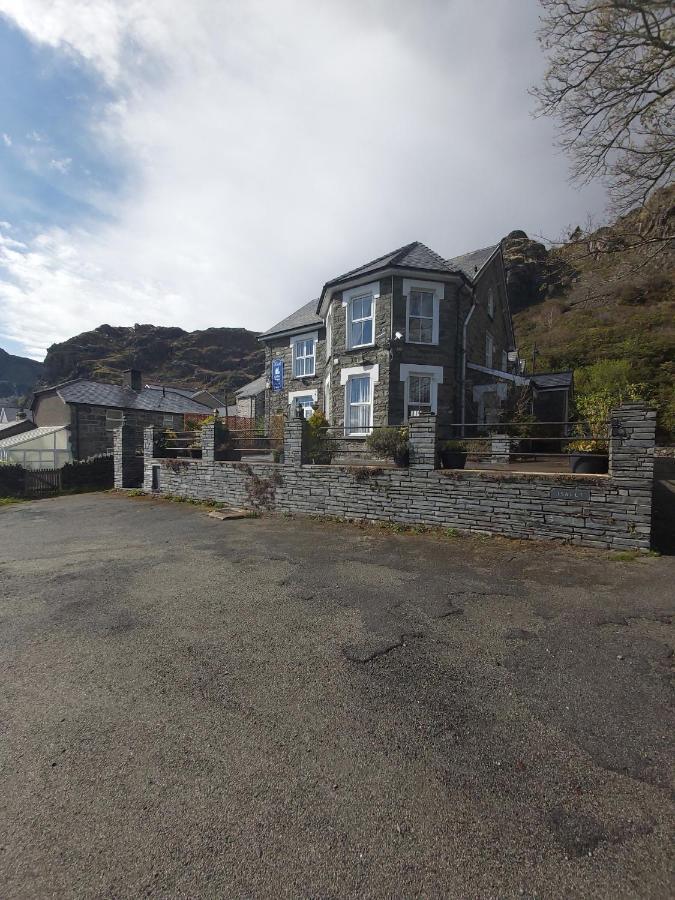 Isallt Guesthouse Blaenau Ffestiniog Εξωτερικό φωτογραφία